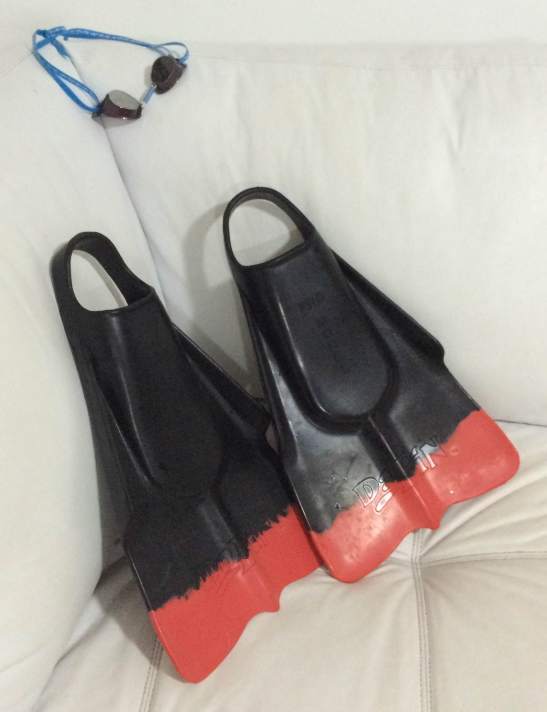 Esse ano é do pé de pato ou do oclinhos?