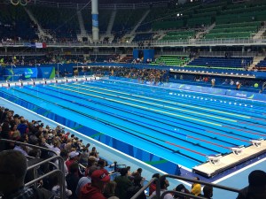 A piscina impressiona